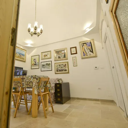 Ostuni Guest House *