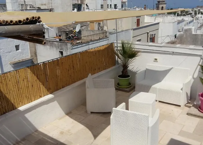 Ostuni Guest House 公寓 *