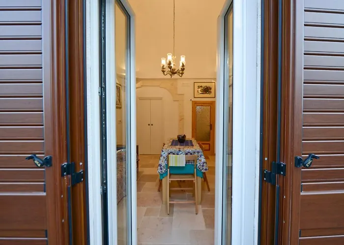 公寓 Ostuni Guest House 奥斯图尼